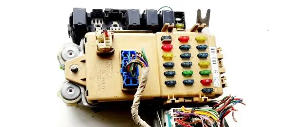 Subaru Legacy Fuse box set 981026