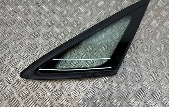 BMW 2 F45 Front triangle window/glass 7321943