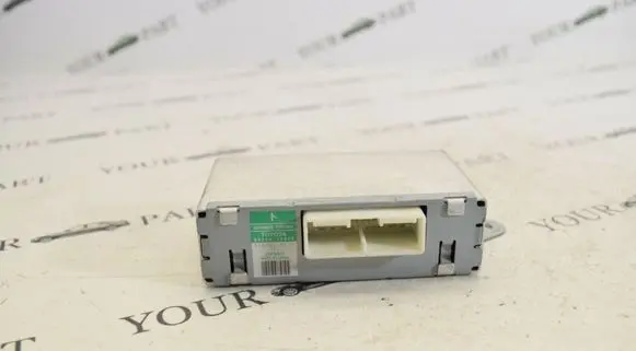 Lexus GS 300 350 430 450H Other control units/modules 8824030460