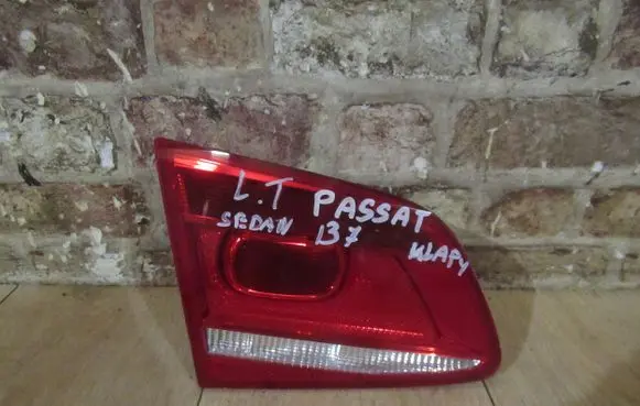 Volkswagen PASSAT B7 Rear/tail lights