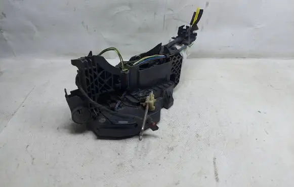 Mercedes-Benz S W220 Front door lock 2207206435