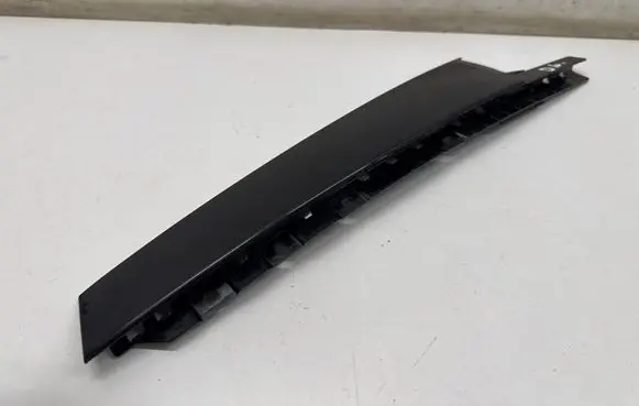 BMW 2 Active Tourer U06 Rear door trim (molding) 8496324