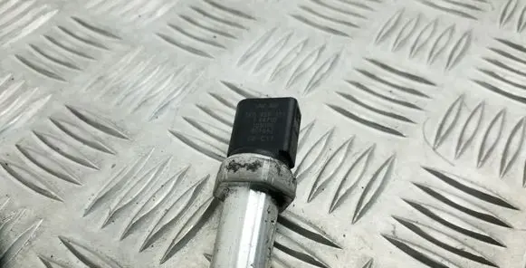 Volkswagen Golf VI Air conditioning (A/C) pressure sensor 5K0959126