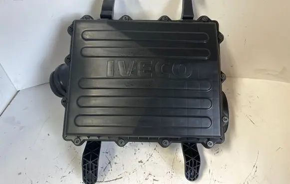 Iveco Daily 6th gen Air filter box 5801353826 5801353825 5802521861