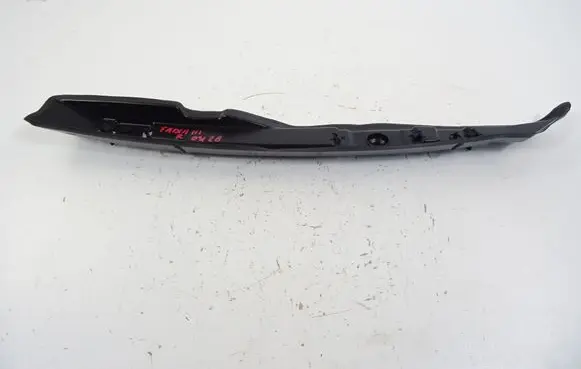 Skoda Fabia Mk3 (NJ) Fender foam support/seal 6V0821112