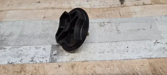 KIA Cerato Spare wheel bolt 