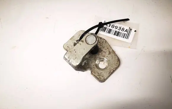 Opel Zafira B Rear door lock loop/hook striker 
