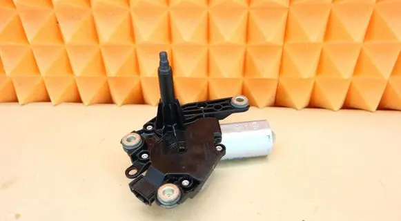 Mercedes-Benz GLA W156 Rear window wiper motor 1569068200 A1569068200