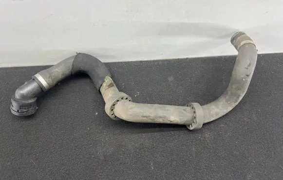 Audi Q7 4L Engine coolant pipe/hose 7L6122291H