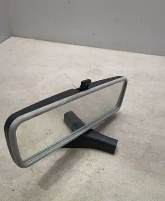 Rear view mirror (interior)