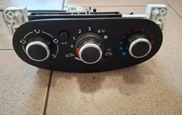 Dacia Dokker Climate control unit