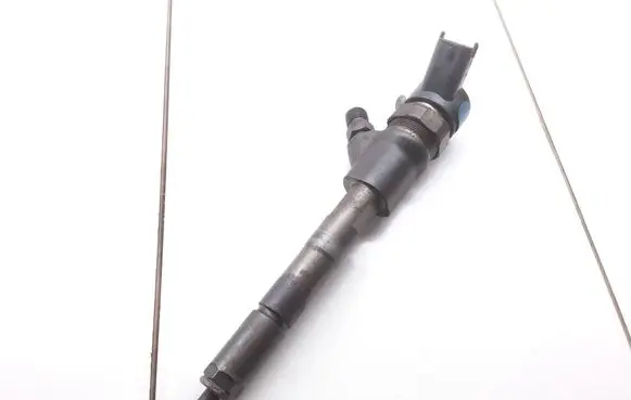 Toyota Yaris Fuel injector 2367033010 0445110085