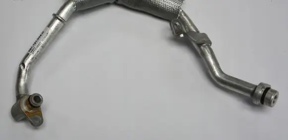 Audi A8 S8 D5 Engine coolant pipe/hose 057121044H