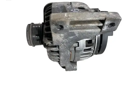 Volvo XC90 Generator/alternator 30667894 0124525060