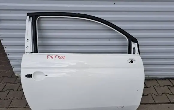 Fiat 500 Front door
