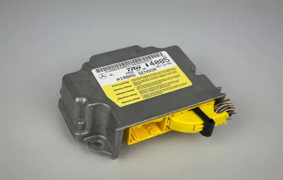 Mercedes-Benz A W169 Airbag control unit/module A1698204085