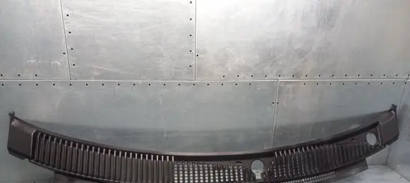 Mazda Demio Wiper trim