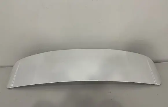 Tailgate/trunk spoiler