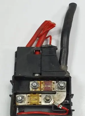 Mercedes-Benz SL AMG R230 Positive cable (battery) A2305450101