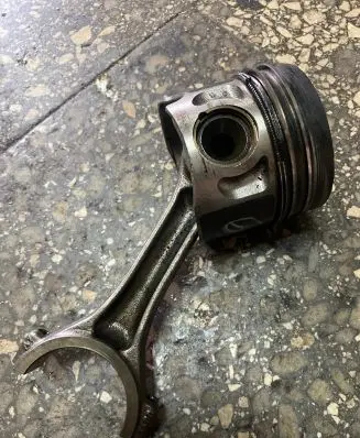 Volkswagen PASSAT B5.5 Piston 7R1