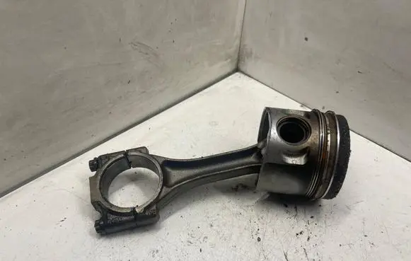 Volkswagen Sharan Piston with connecting rod 045C