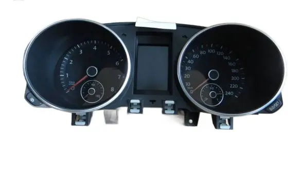 Volkswagen Golf VI Speedometer (instrument cluster) 5K0920870B 02408