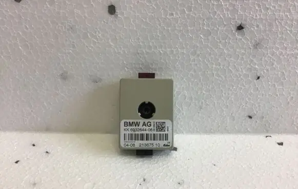 BMW 3 E90 E91 Aerial antenna filter 693264406 21367510 28109672
