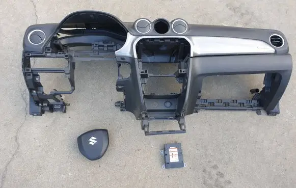 Suzuki Vitara (LY) Dashboard