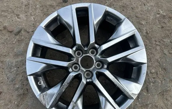 Toyota RAV 4 (XA50) R19 alloy rim 