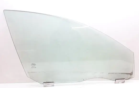 Volvo XC70 Front door window glass four-door