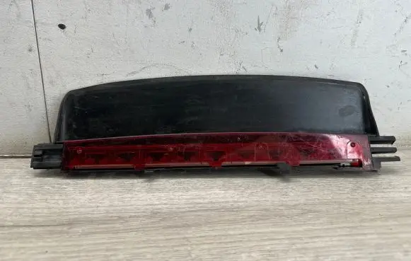 Audi A6 S6 C6 4F Third/center stoplight 4F5945097