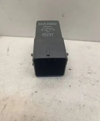 Citroen C3 Picasso Glow plug pre-heat relay 9666671780 51299049