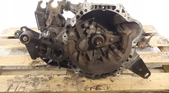Toyota Avensis T270 Manual 5 speed gearbox 3111502030