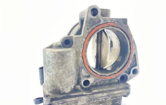 Volkswagen PASSAT B6 Throttle valve 03G128063