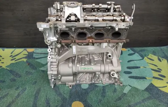 BMW 1 F40 Engine block B48A20T2