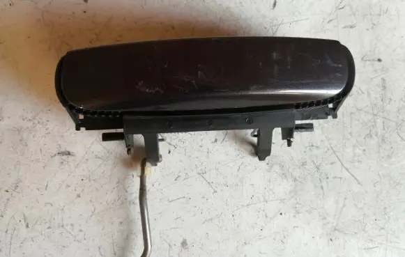 Audi A6 S6 C5 4B Rear door exterior handle 4B0839885