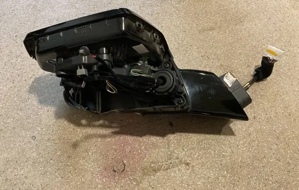 KIA EV9 Front door electric wing mirror 87620D0140