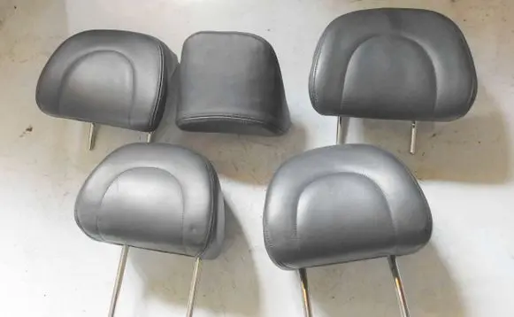 Audi TT Mk1 Front seat headrest ZAGLOWKI