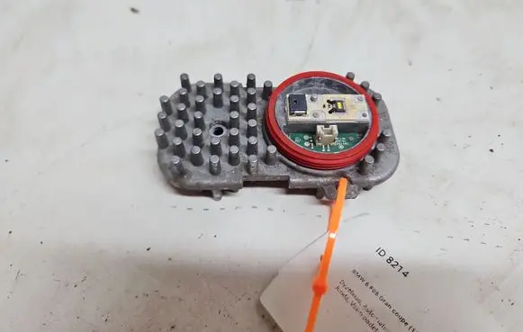 BMW 6 F06 Gran coupe LED ballast control module 1305715084