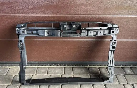 Volkswagen PASSAT B8 Top upper radiator support slam panel 3G0805588 3G0805588F