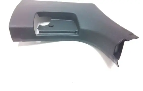 Volkswagen PASSAT B7 USA Front sill trim cover 561863483