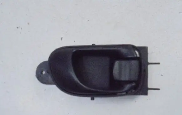 Chevrolet Tacuma Front door interior handle 96260947