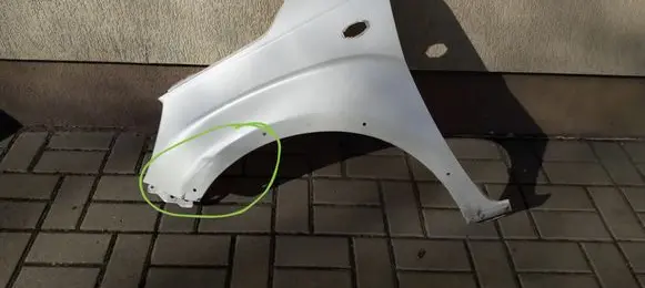 Suzuki Ignis Fender