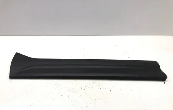 Volvo XC40 Front door trim bar 32409184 32409190