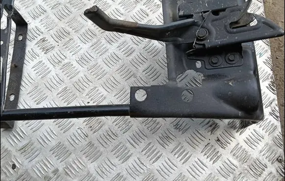Cadillac DeVille Engine bonnet/hood lock/catch