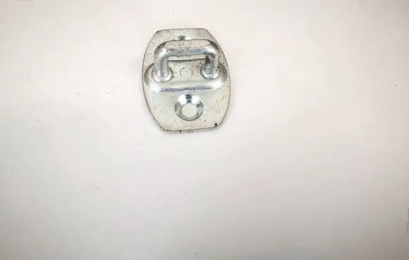 Toyota Corolla Verso AR10 Front door lock loop/hook striker 