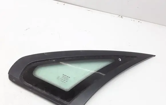 Volvo S80 Rear side window