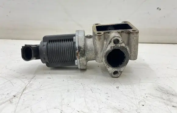 Opel Astra H EGR valve 55215031