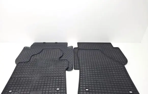 Volkswagen Touran I Car floor mat set 1T0061511041