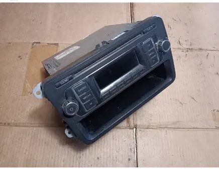 Volkswagen Caddy Radio/CD/DVD/GPS head unit 5K0035156A VWZAZ1L2127957
